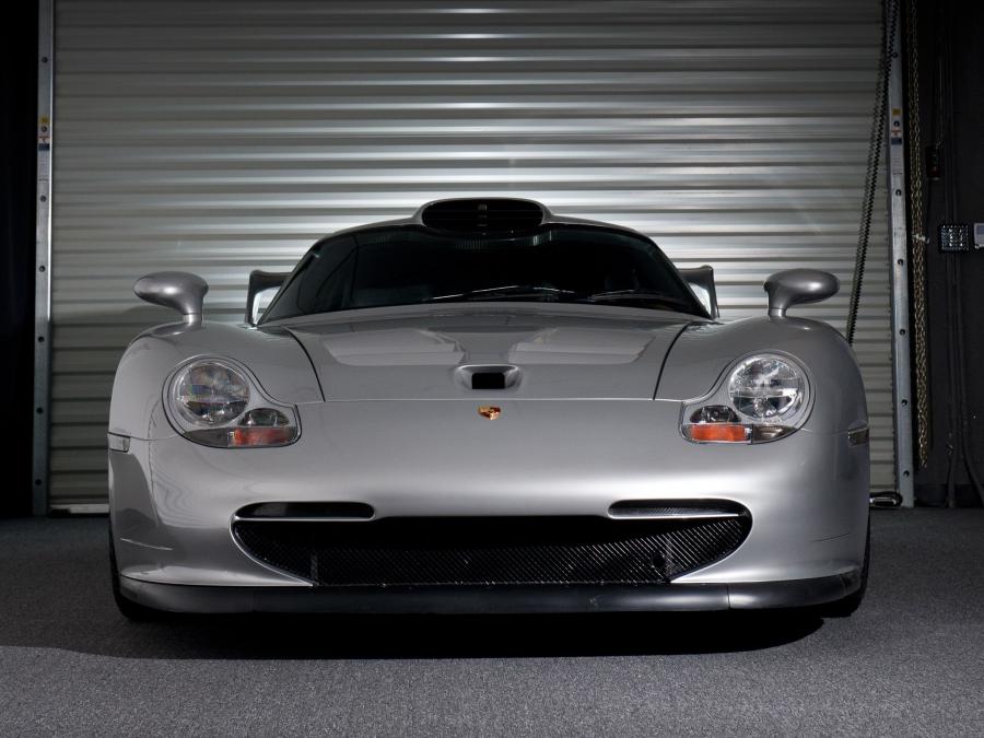  Porsche 911 GT1 Strassenversion 1997 года  (фото 10 из 61)